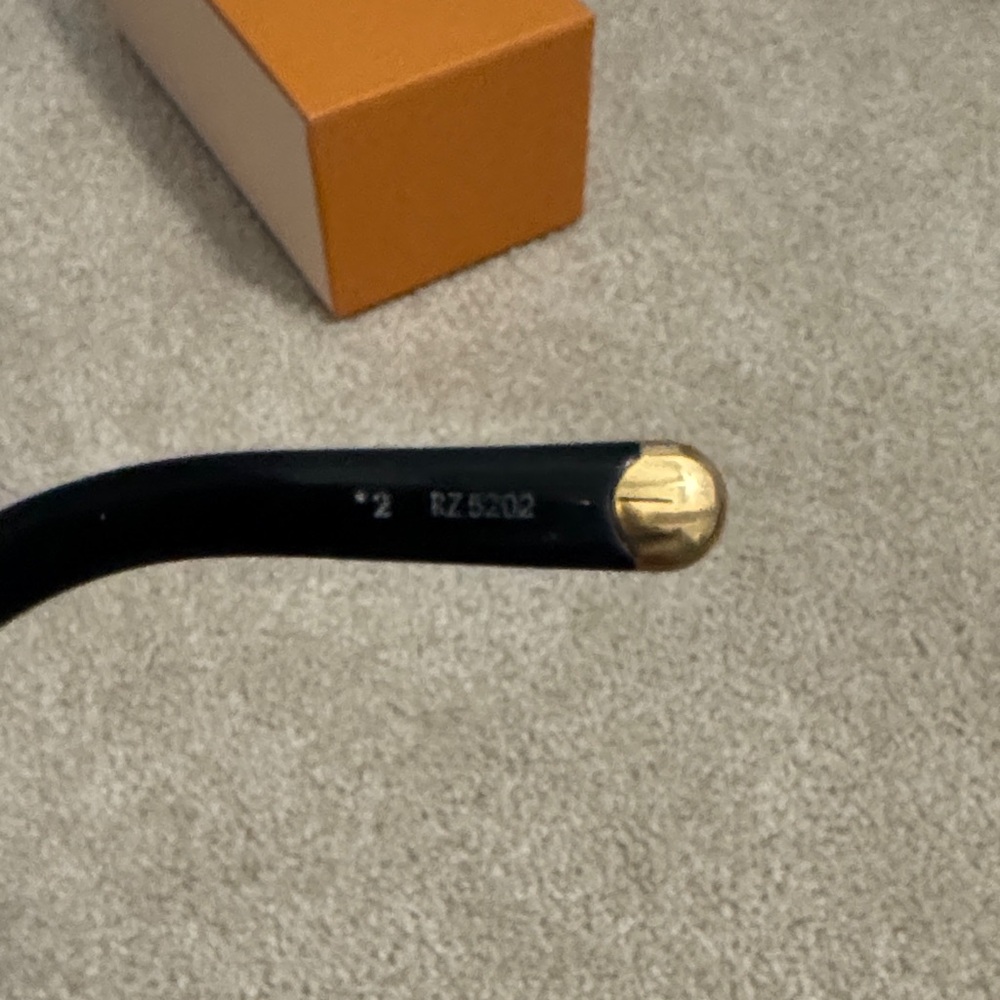 Louis Vuitton Black and Gold Sunglasses - Picture 5 of 12